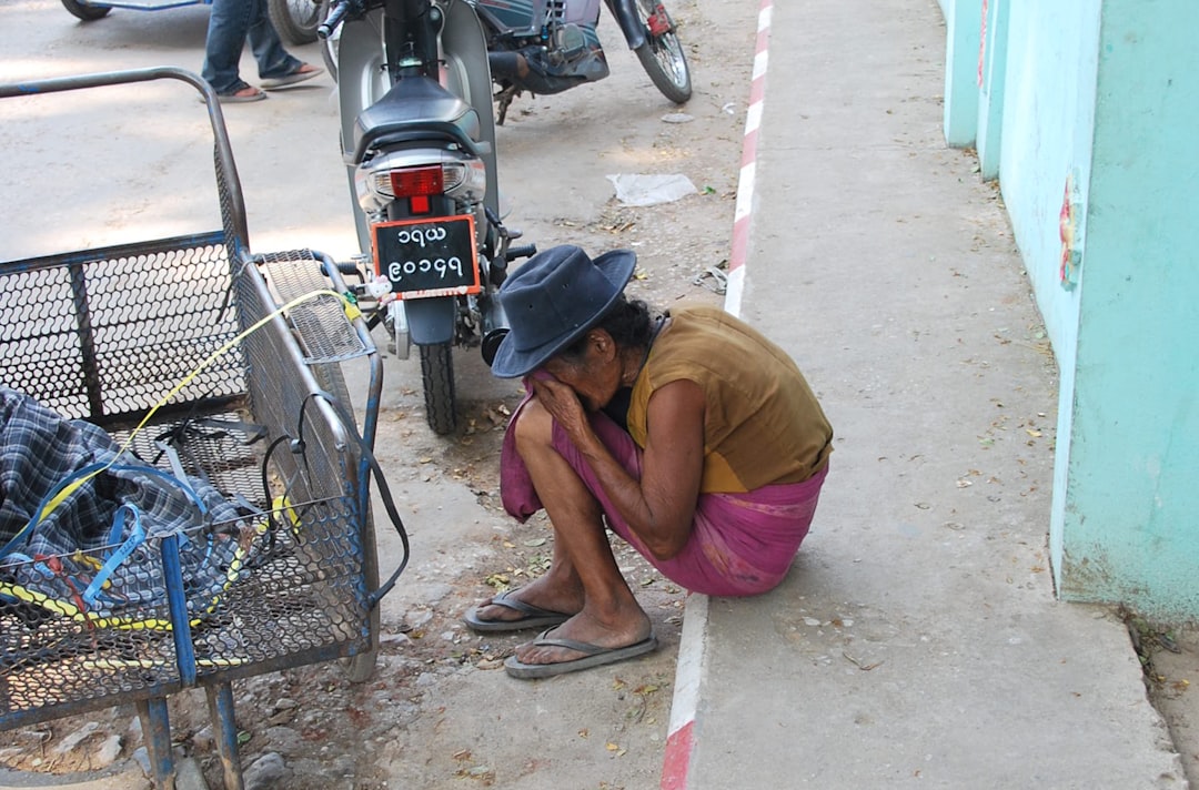 O Significado Profundo de Chorar em Seus Sonhos: Uma Interpretação à Luz do Espiritismo, Orixás e Psicologia Junguiana